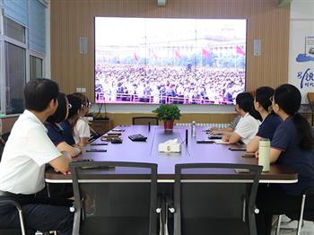 從震撼和莊嚴(yán)中，堅(jiān)定中國制造的信心